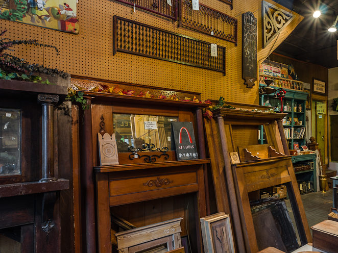 Riverside Antiques – Since 1979 – Architecturals, Hardware & Oddities